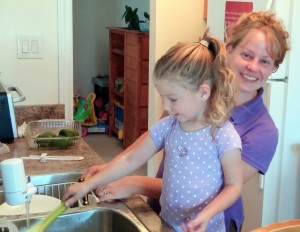 Rachelle and Serena Grace cooking!